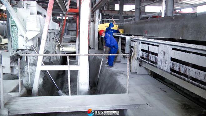 奮力實現(xiàn)雙過半 項目一線看攻堅丨建陽:推進新型建材發(fā)展 踐行綠色發(fā)展理念